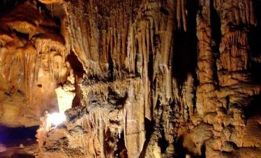 Coves de Montserrat
